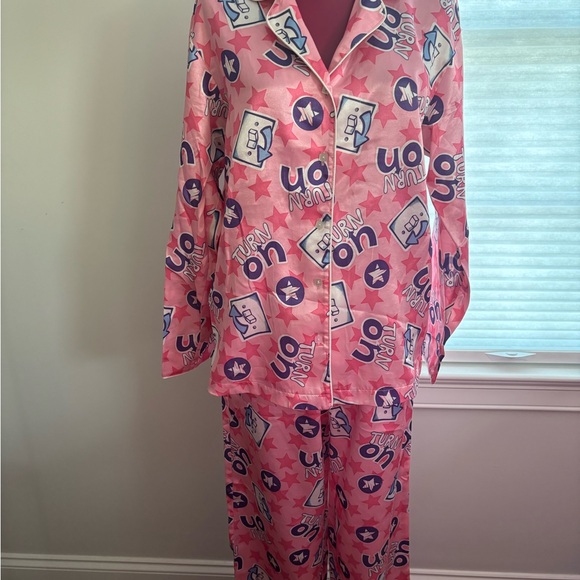 Q&A pink mutli color graphic satin pajama set vintage Y2K size small - Picture 3 of 11